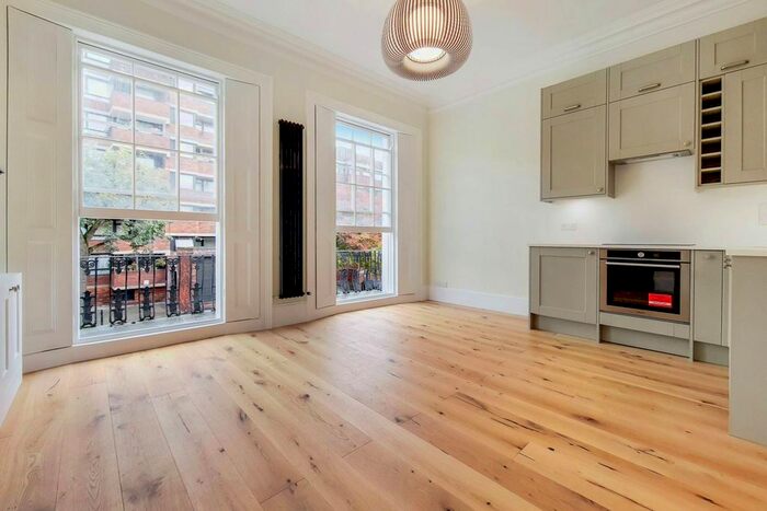 1 Bedroom Flat To Rent In Tachbrook Street, Pimlico, London, SW1V