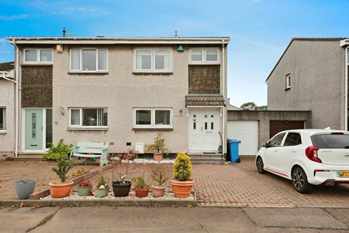 3 Bedroom Semi-Detached House For Sale In Markfield Road, Dalgety Bay, Dunfermline, Fife, KY11