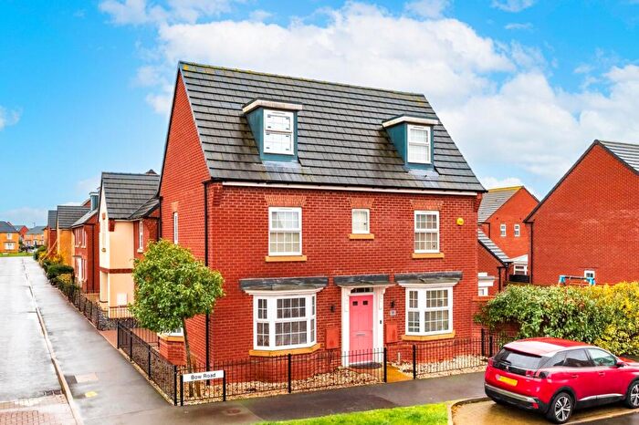 4 Bedroom Detached House For Sale In Bow Road, Brooklands, Milton Keynes, MK10