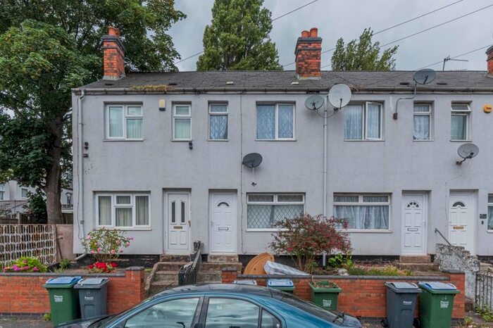 2 Bedroom Property To Rent In Kimberley Road, Smethwick, B66