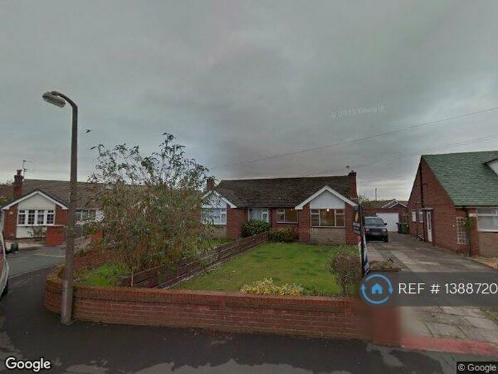 2 Bedroom Bungalow To Rent In Crown Close, Formby, L37