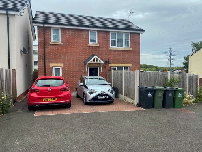 1 Bedroom Flat To Rent In Sir John Warren Way, Loscoe, Heanor, DE75