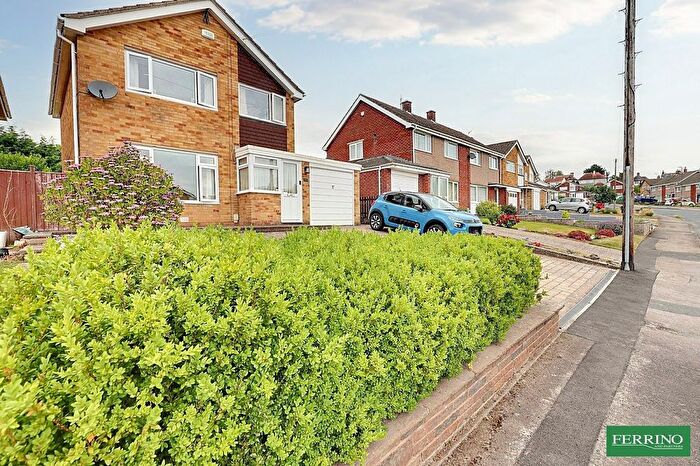 3 Bedroom Detached House For Sale In (Generous Garden And Garage), Templeway West, Lydney, Gloucestershire., GL15