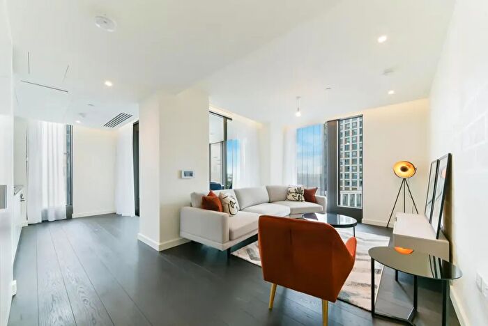 2 Bedroom Flat For Sale In Nine Elms, London, SW8