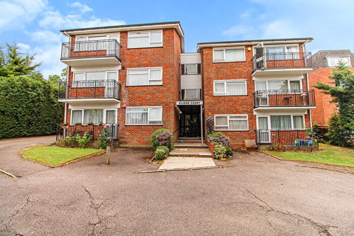 2 Bedroom Flat To Rent In Alison Court, Hale Lane, Edgware, HA8