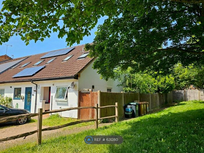 2 Bedroom End Of Terrace House To Rent In Clarkfield, Mill End, Rickmansworth, WD3