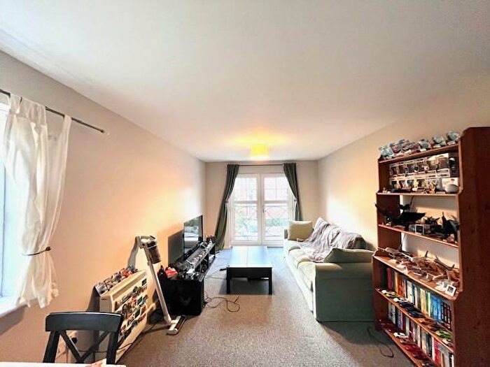 2 Bedroom Flat To Rent In Drillfield Road, Northwich, CW9