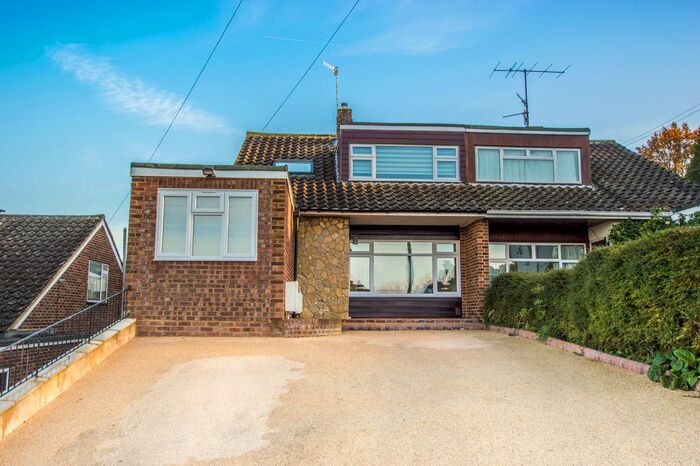 4 Bedroom Semi-Detached House To Rent In Cockbush Avenue, Hertford SG13