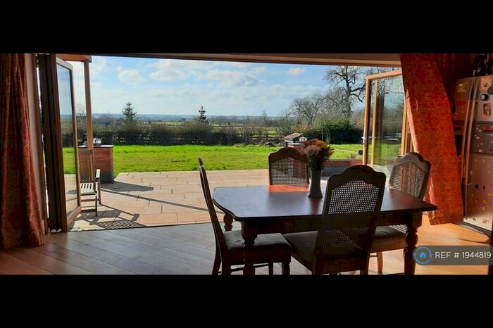 6 Bedroom Detached House To Rent In Newton Lane, Leicester, LE18