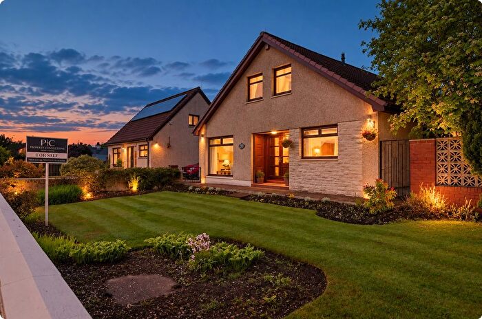 5 Bedroom Detached House For Sale In Glasgow Road, Bathgate, EH48