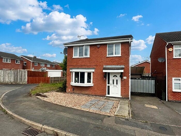 3 Bedroom Detached House For Sale In Maplewell Drive, Leicester, LE4