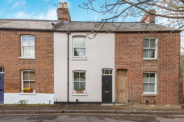2 Bedroom Cottage For Sale In Swan Street, Oxford, OX2