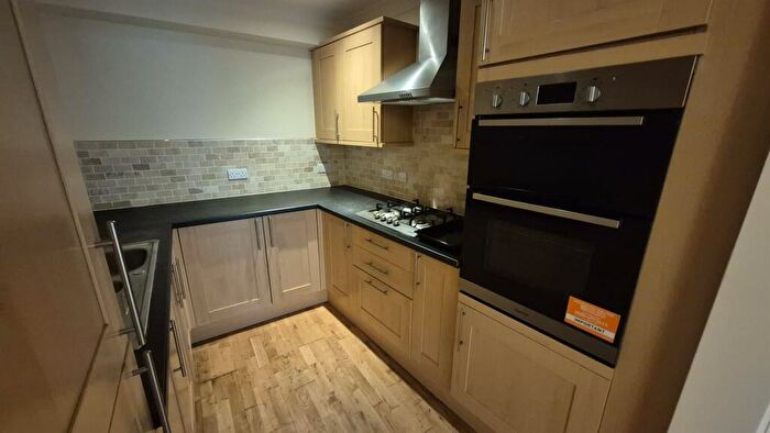 3 Bedroom Town House To Rent In Market Street, Haverfordwest, SA61