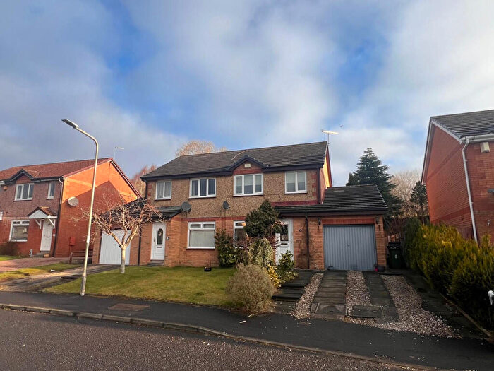 3 Bedroom Semi-Detached House To Rent In Bellflower Gardens, SouthPark Village, Darnley, G53