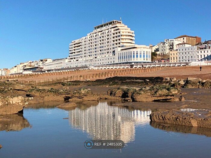 2 Bedroom Flat To Rent In Marine Court, St. Leonards-On-Sea, TN38