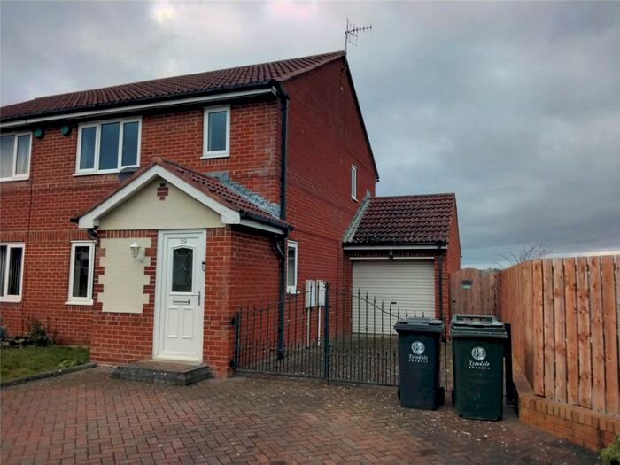 3 Bedroom Semi-Detached House To Rent In Rolley Way, Prudhoe, NE42