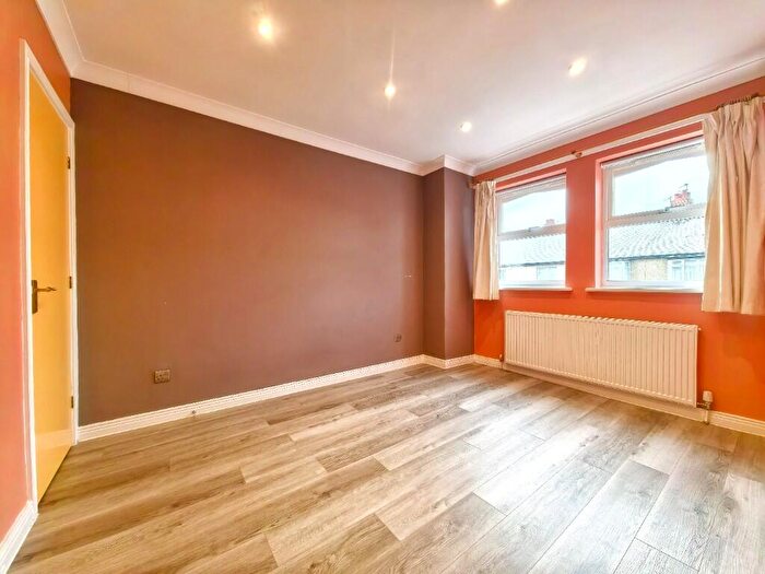 1 Bedroom Apartment To Rent In Regent Road, Newcastle Upon Tyne, NE3