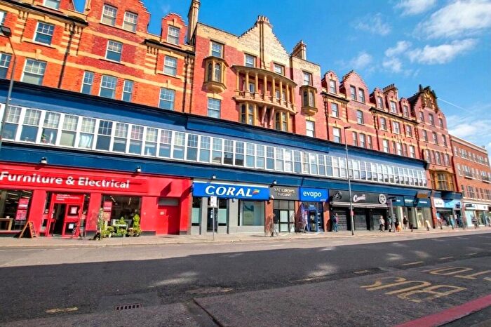 2 Bedroom Apartment To Rent In Oxford Road, Reading, Berkshire, RG1