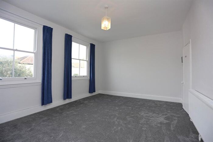 1 Bedroom Flat To Rent In Hova Villas, Hove, BN3