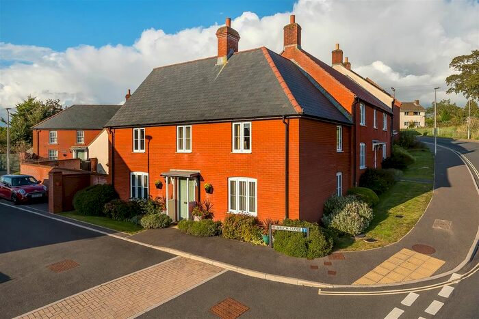 3 Bedroom End Terrace House For Sale In Welch Close, Axminster, EX13