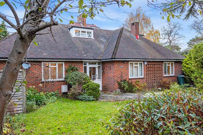 4 Bedroom Detached Bungalow For Sale In The Park, Sidcup, DA14