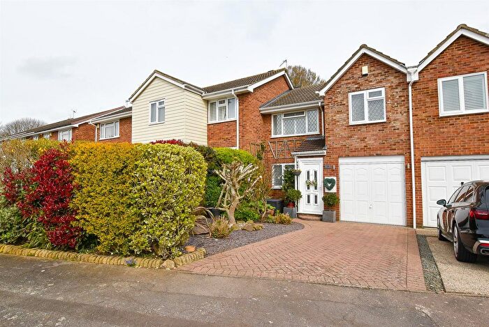 3 Bedroom Terraced House For Sale In Newenden Close, Maidstone, ME14
