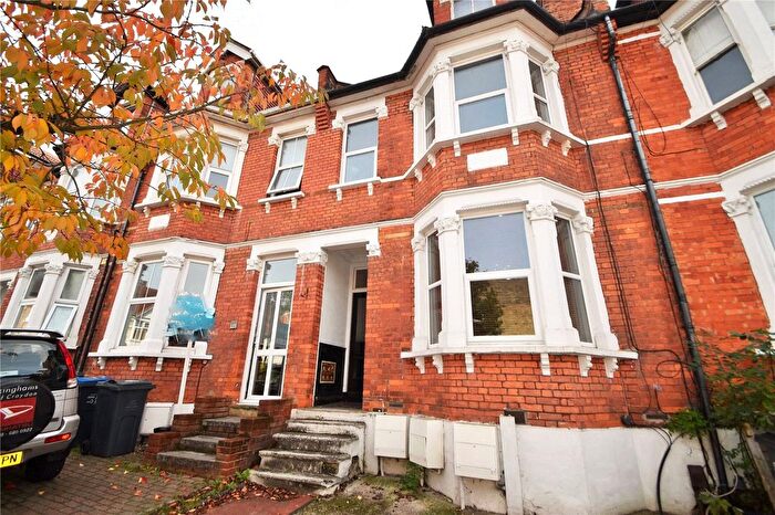 1 Bedroom Flat To Rent In Temple Road, Croydon, CR0