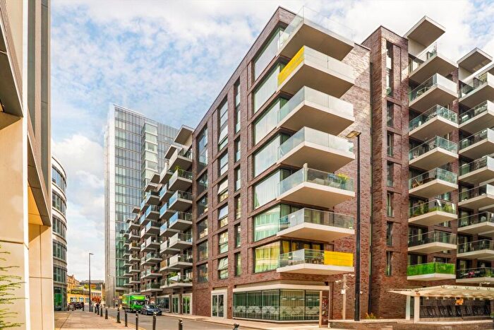 2 Bedroom Flat To Rent In Alie Street, Aldgate, E1