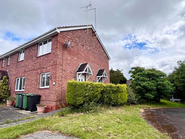 1 Bedroom End Of Terrace House To Rent In Tidbury Close, Redditch, Worcestershire, B97