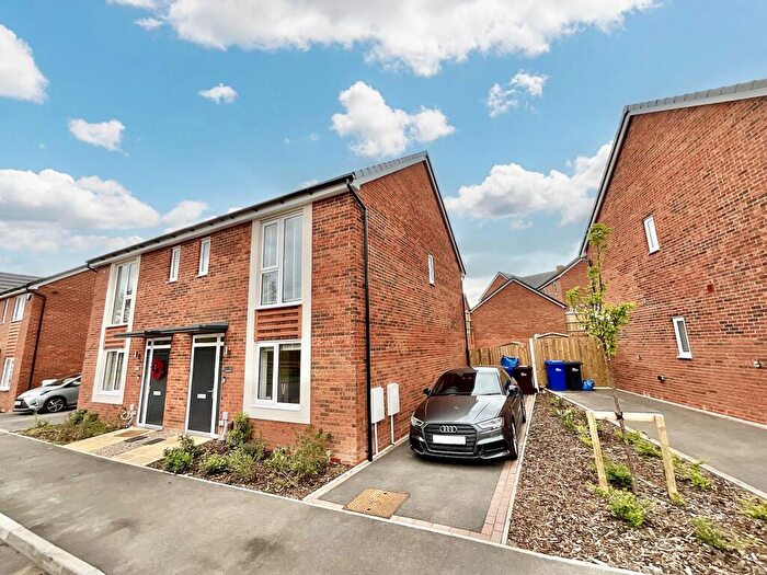 3 Bedroom Semi-Detached House For Sale In Ferrers Close, Bramshall, ST14