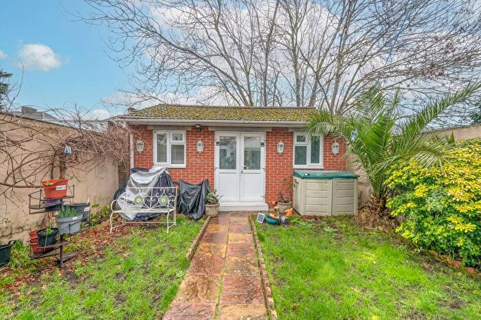 Studio To Rent In Eastcote Avenue, Sudbury, Greenford, UB6