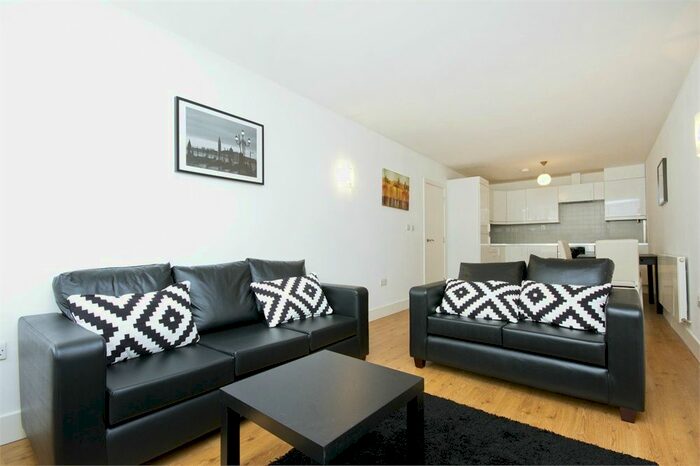 1 Bedroom Flat To Rent In Horn Lane, London, W3