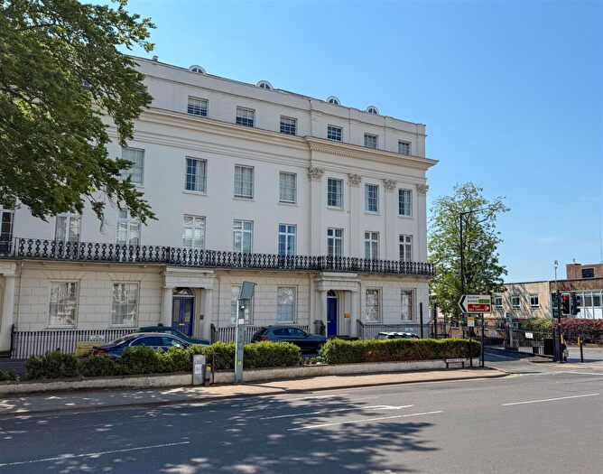 2 Bedroom Apartment To Rent In Warwick Street, Leamington Spa, CV32