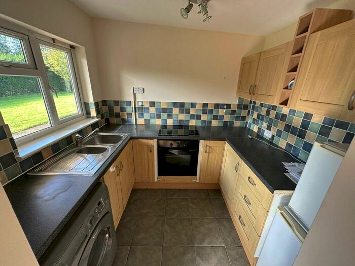 1 Bedroom Semi-Detached House To Rent In Ray Road, Bicester, OX26