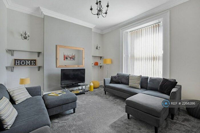 10 Bedroom End Of Terrace House To Rent In North Road East, Plymouth, PL4