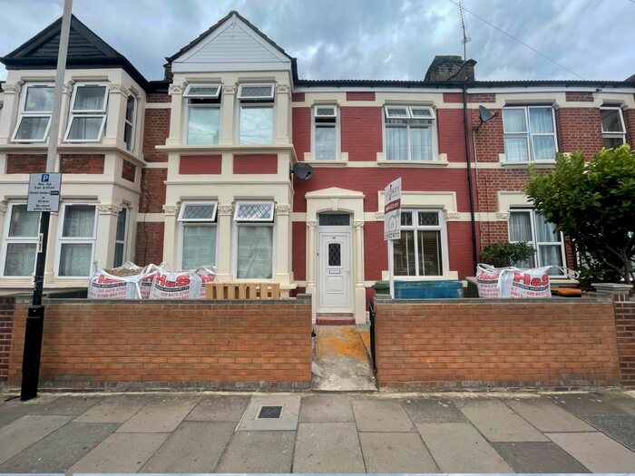 4 Bedroom Terraced House To Rent In Glenparke Road, London, E7