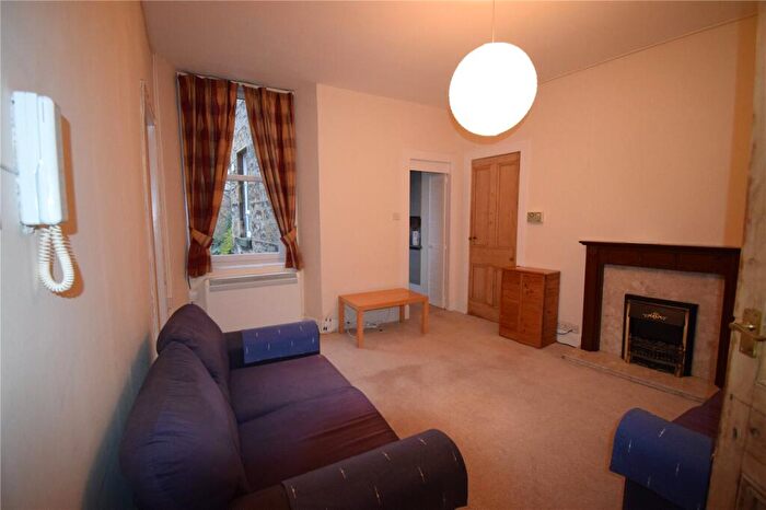 1 Bedroom Flat To Rent In Ashley Terrace, Edinburgh, EH11