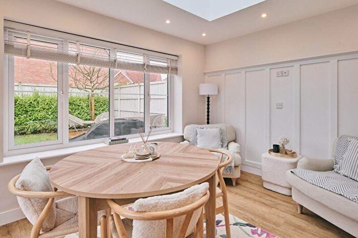 4 Bedroom Detached House For Sale In Pearmain Garden, Hagley, DY9
