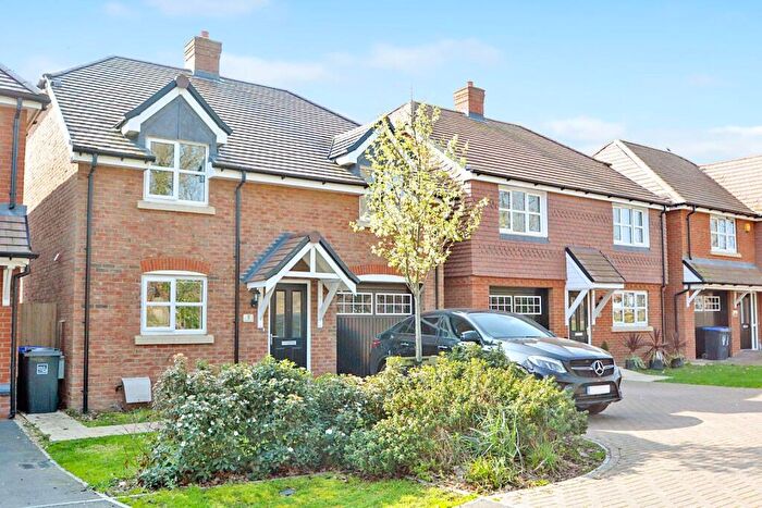 4 Bedroom Detached House To Rent In Blackbird Lane, Goring-by-sea, BN12