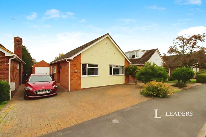 2 Bedroom Bungalow To Rent In Castle Drive, Northborough, PE6