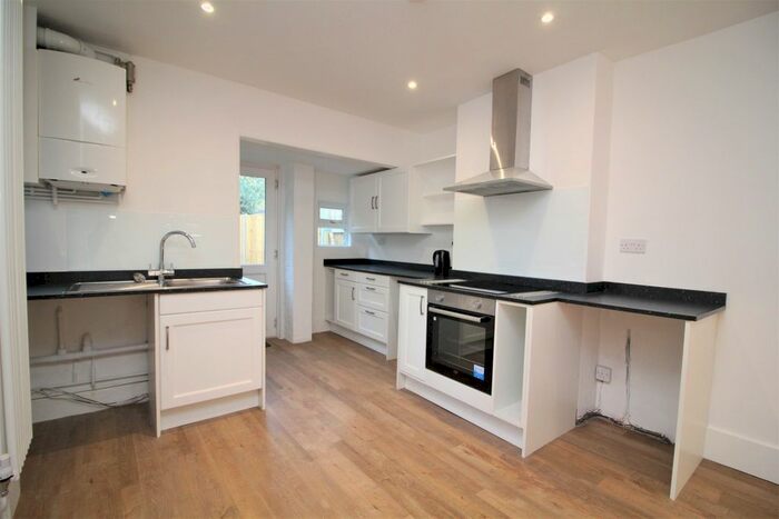 2 Bedroom End Of Terrace House To Rent In Linksfield Road, Westgate-On-Sea, CT8