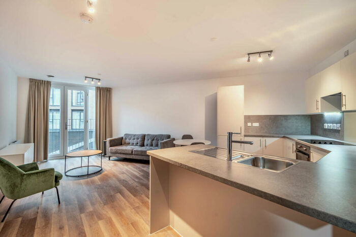 1 Bedroom Flat To Rent In The Wullcomb, Highcross Street, Leicester, LE1