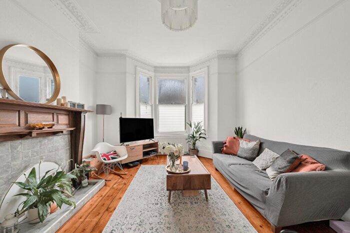 1 Bedroom Flat To Rent In Westcombe Hill, SE3