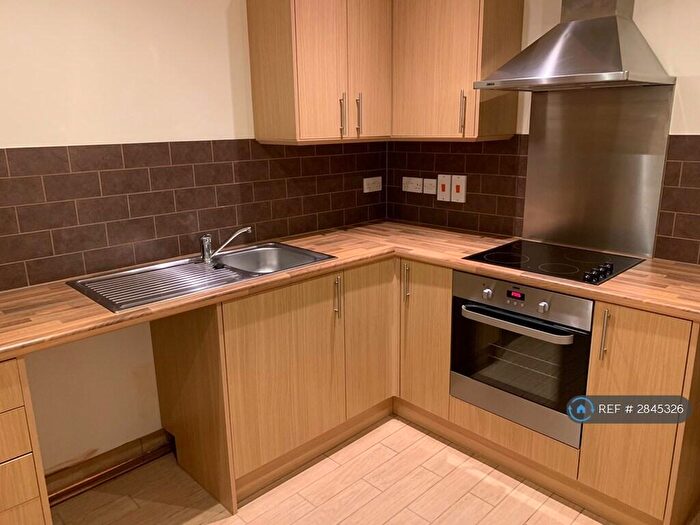 1 Bedroom Flat To Rent In Victoria Road, Ferndown, BH22