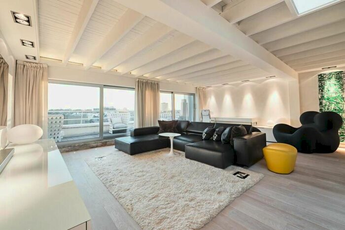 2 Bedroom Flat To Rent In Cornwall Gardens, London, SW7