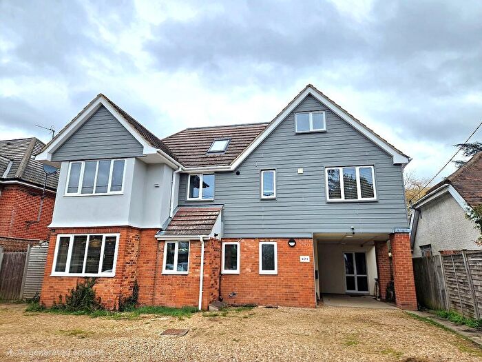 2 Bedroom Apartment To Rent In Reading Road, Winnersh, Wokingham, Berkshire, RG41
