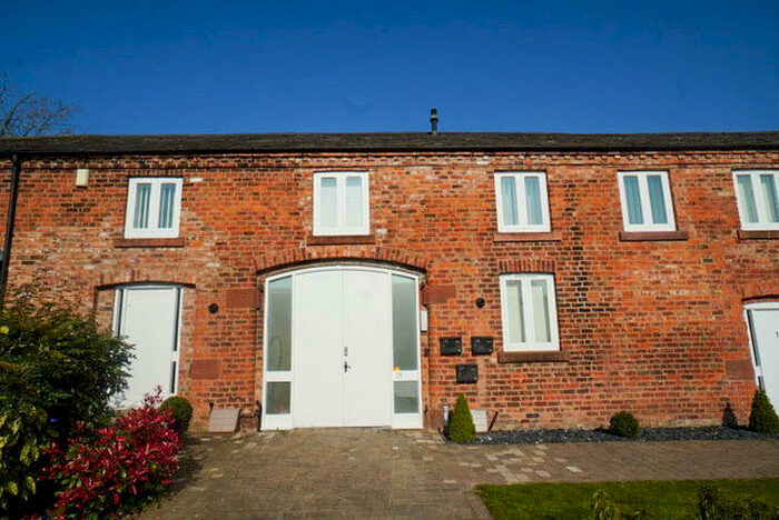 3 Bedroom Mews To Rent In Parkgate Road, Chester, Cheshire, CH1