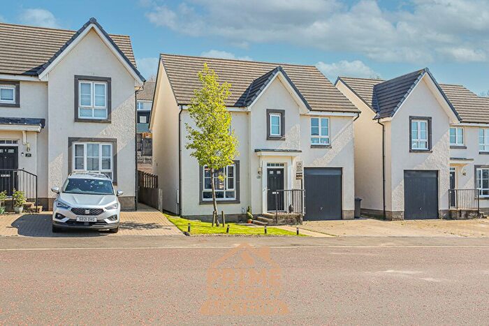 4 Bedroom Detached House For Sale In Kingfisher Avenue, Alexandria, G83