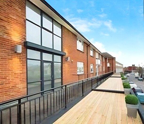 2 Bedroom Flat To Rent In Dencliffe, Church Road, Ashford, Surrey, TW15