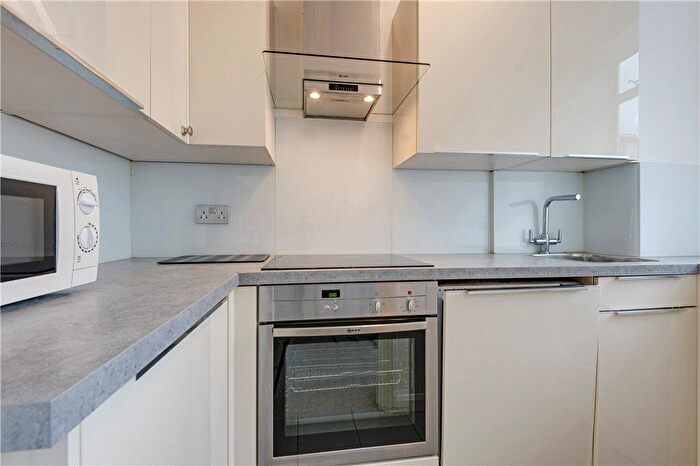 1 Bedroom Flat To Rent In Oslo Court, Prince Albert Road, NW8